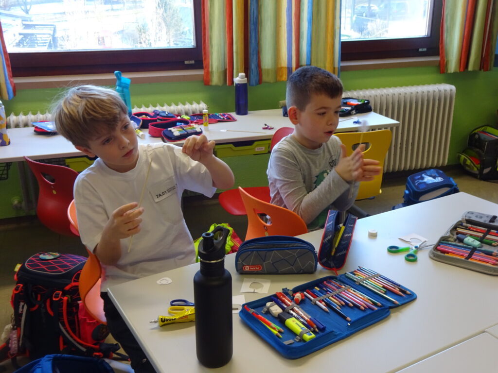 Experimente: Farben, Optik, Licht